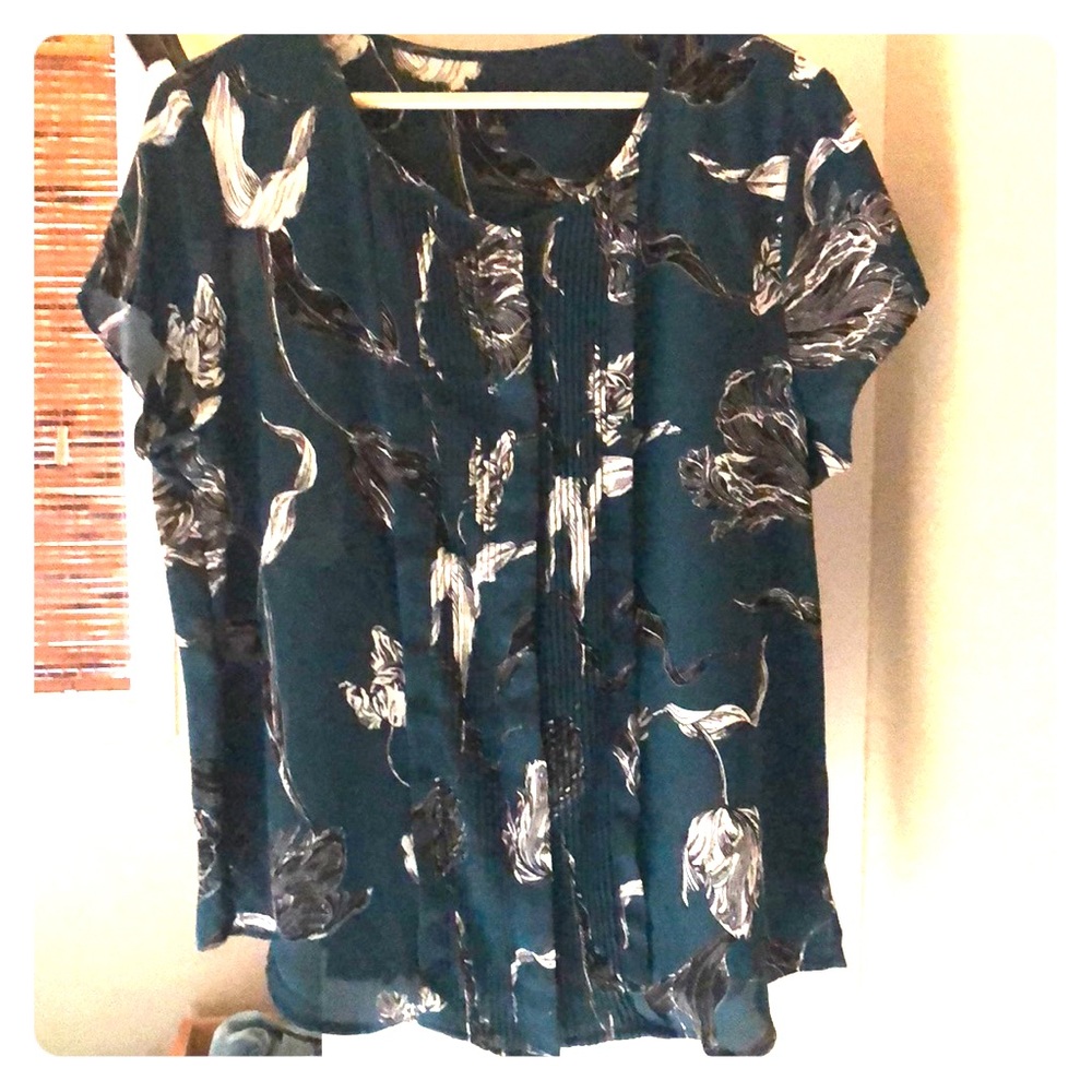 Banana Republic blouse